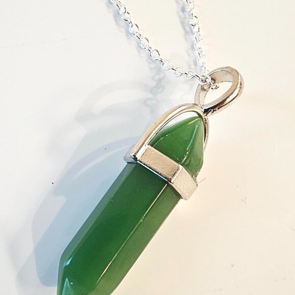 Dark Jade Bullet Point Crystal Pendant Necklace on 24' Silver Chain - Picture 1 of 3
